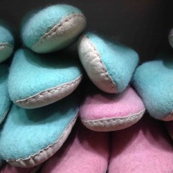 Special quality of felt shoes