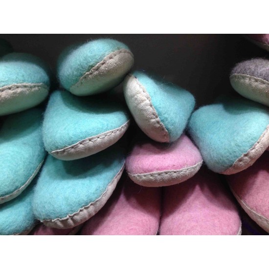 Special quality of felt shoes