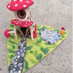 Big Mushroom House-Pond/Toad stool house export quality