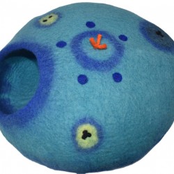 New blue Felt cat house whole sale and producer in Nepal