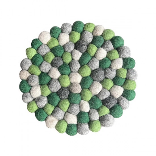 20 cm Felt mat made from felt ball
