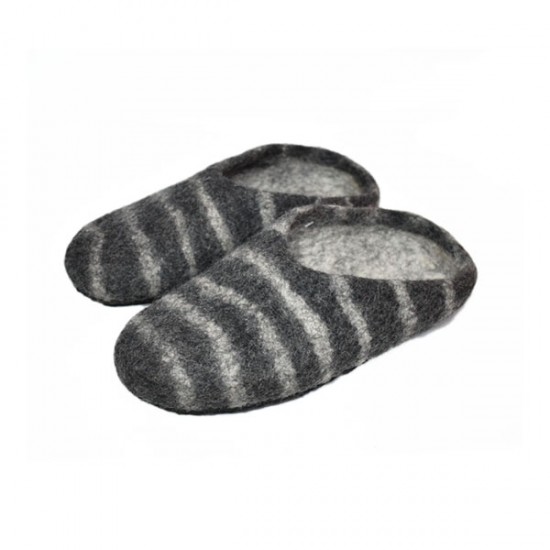 New Felt slippers in Stripe design/Hand made shoes