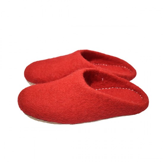 Red color plain slipper-Fair made in Nepal