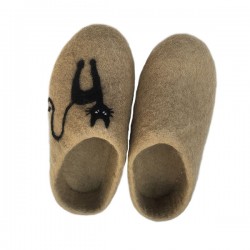 Felt Cat design slippers