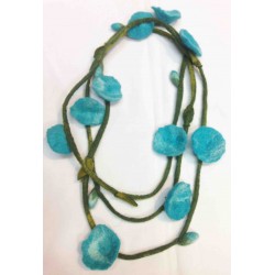 Merino wool flower Necklace