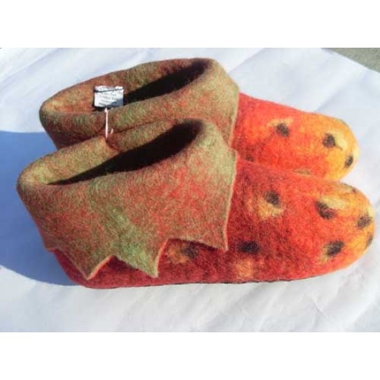 Felt Strawberry shoes