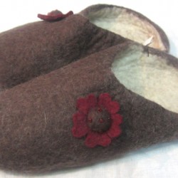 Felt Slipper With Flower-High quality